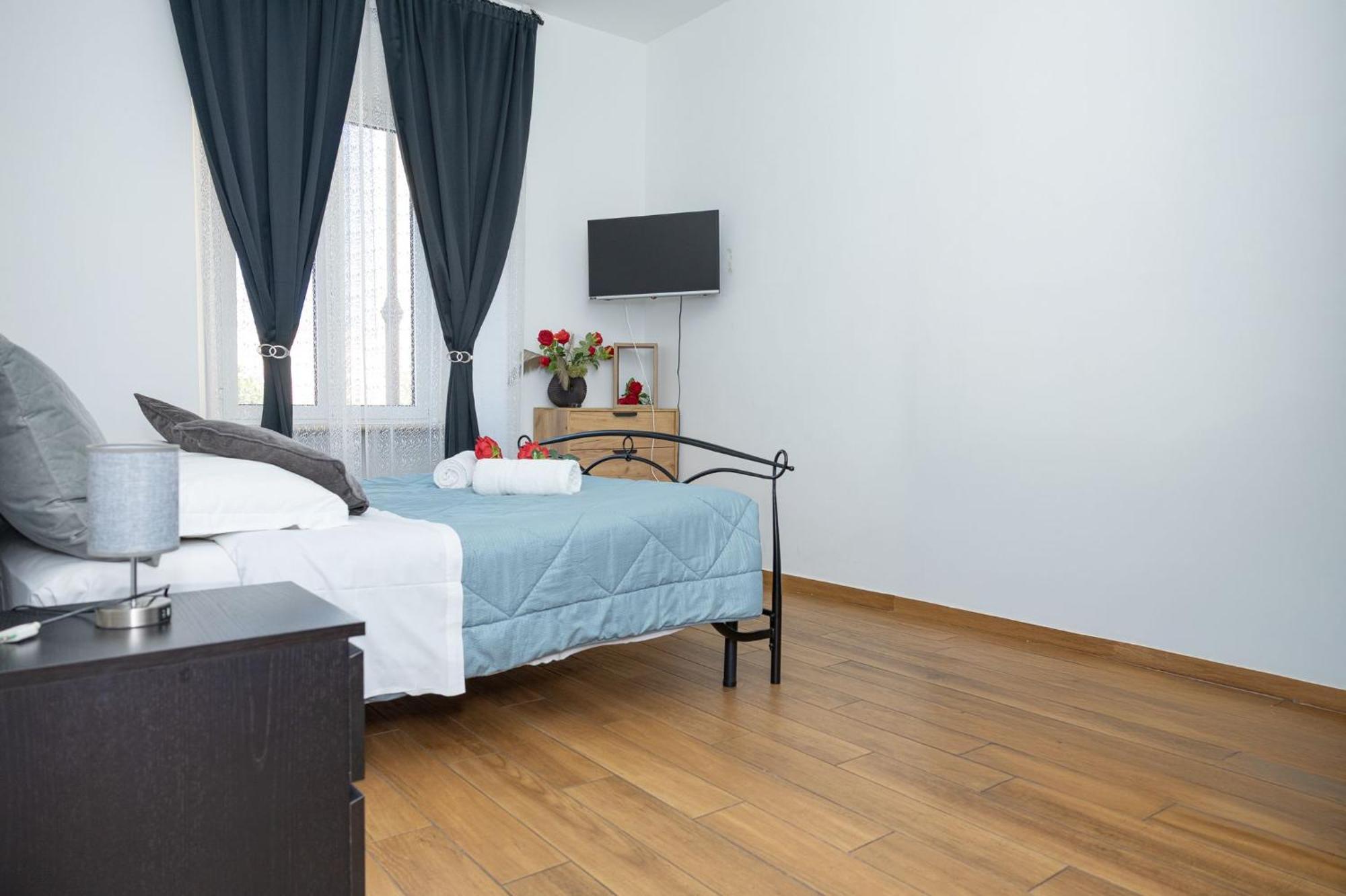 Appartamento Red Roses Domus
